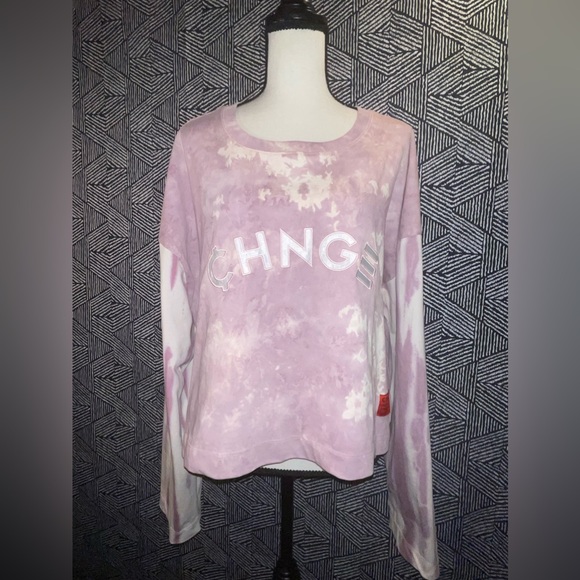 3/$10 NWOT 𝗖𝗛𝗡𝗚𝗘 long sleeve crop top - Picture 3 of 16